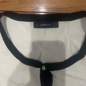 ZARA KNIT SWEATER